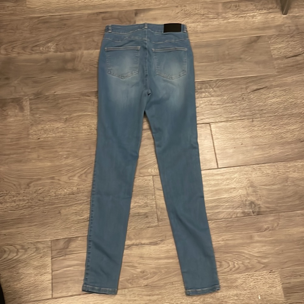 Jeans - Picture 3 of 4